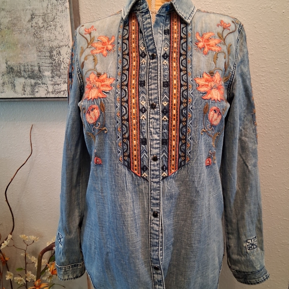 DRIFTWOOD Floral Embroidered Denim Shirt